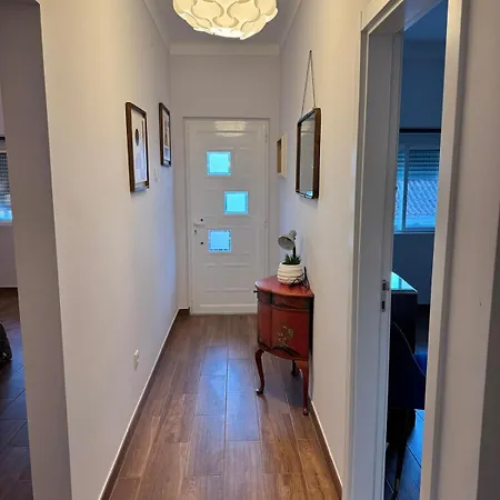 Casa de Férias Paredes 10 *